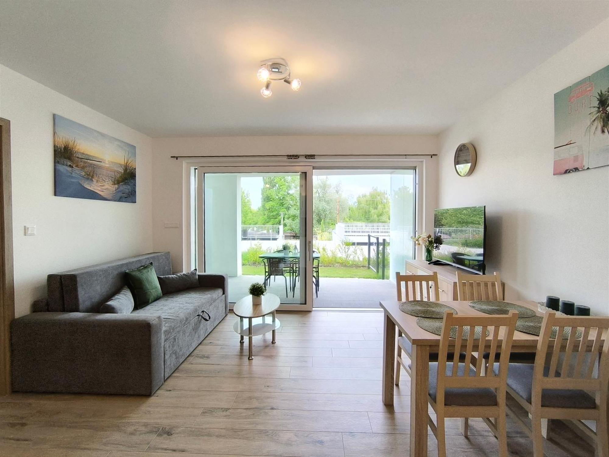 Helikon Terrace Susanne Apartment كيستاي المظهر الخارجي الصورة